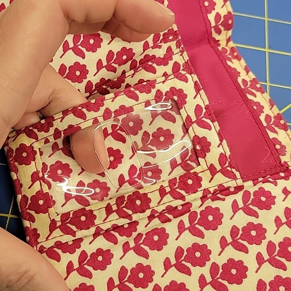 Vera Bradley Quilted Wallet 5.5 x 4 - Picture 7 of 11